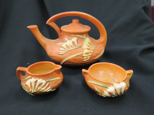 Roseville Pottery "Freesia" Tea Set,: brown, #6, 7 1/2" teapot, 1945, excellent.
