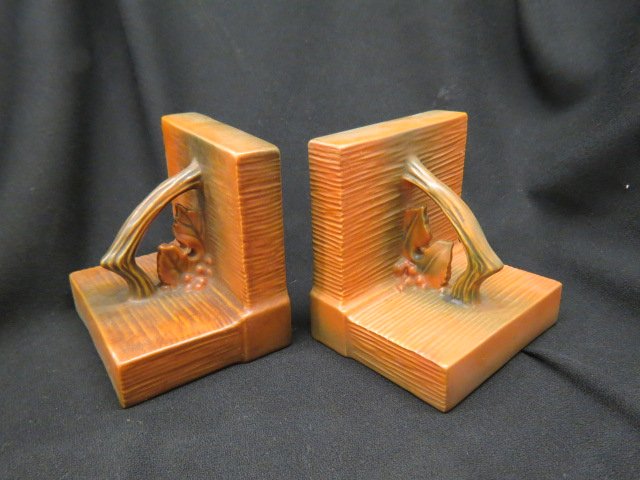 Roseville Pottery "Bushberry" Bookends,: brown, #9, 5 1/4", 1948, excellent.
