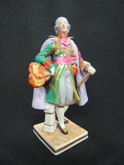Frankenthal Porcelain Figurine of George: Washington, 7 1/4", excellent.