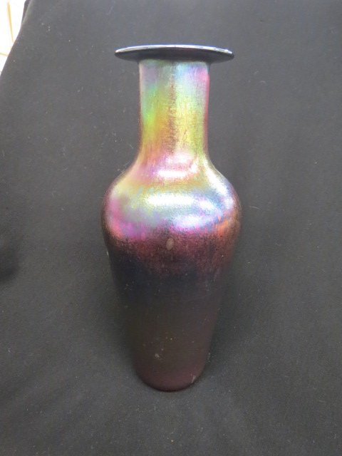 Robert Held, Skookum Art Glass Vase,: iridescent finish on deep blue, 13 1/2", excellent, signed...Robe Held Biography Born in Santa Ana, California, Robert Held aspired to be an artist from an early age. His father, a sculptor, only live