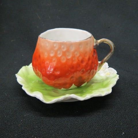 Royal Bayreuth Strawberry Figural Cup & Saucer,: excellent.