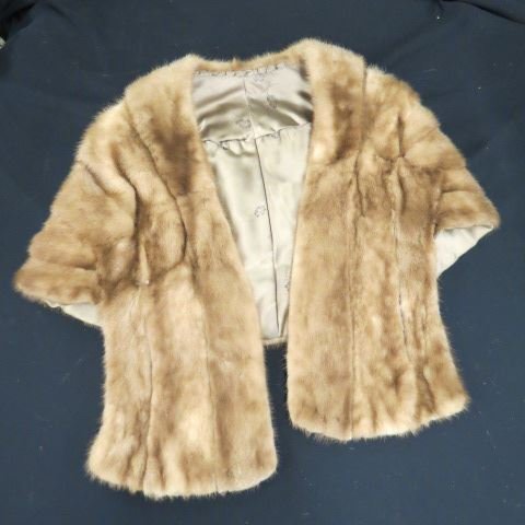 Mink Stole, light brown, excellent.: Mink Stole, light brown, excellent.
