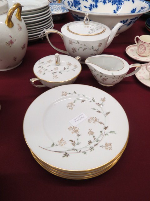 9 pc. Noritake China Tea and Dessert Set,: teapot, sugar, creamer, and 6 plates, floral, gold trim, excellent.