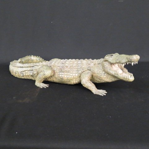 Bronze Alligator,: 24" long, nice patina and detail.