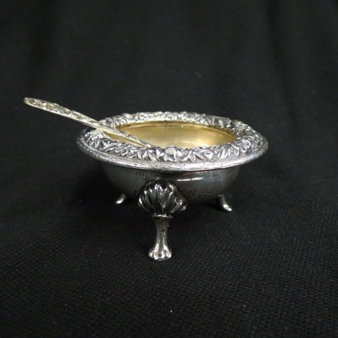 S.Kirk and Son Sterling Repousse Salt Cellar, (1 of 3)