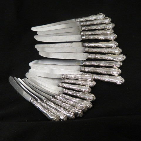 21 Birk's Regency Plate Knives, (1 of 6)