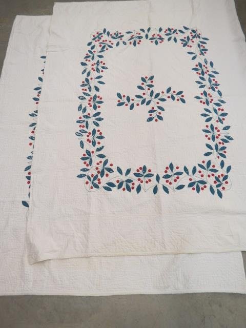 Pair of Antique Handmade Quilts (1 of 4)