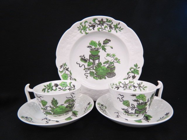 35 pc. Copeland Spode "Wellington" Dessert Service (1 of 2)