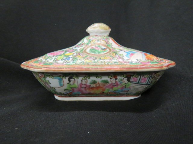 Chinese Rose Medallion Porcelain Covered Server, (1 of 5)