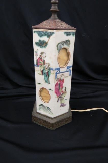 Chinese Porcelain Hexagon Wig Stand Lamp, (1 of 10)