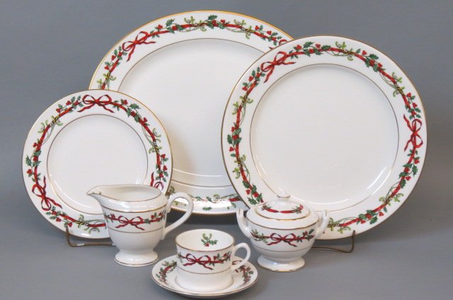 25 pcs. Royal Worcester "Holly Ribbons" China, (1 of 2)