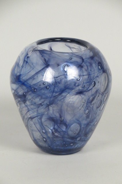 Barovier Italian Art Glass Vase,: efeso variant bubble & web decor, sapphire trailings, 7" tall, unsigned, excellent.