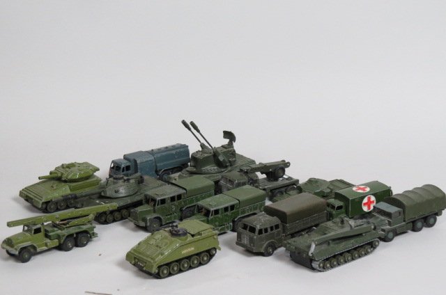 14 Dinky Toys Army Vehicles, (1 of 2)