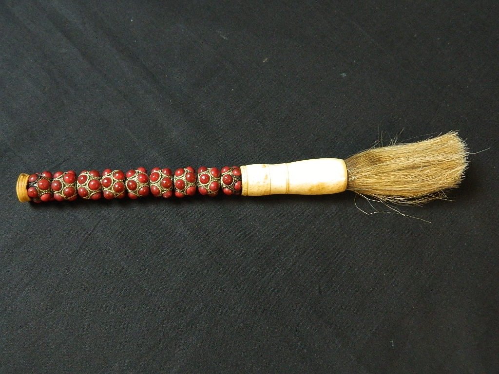 Vintage 11" Chinese Calligraphy Brush Bone Handle: Up for auction is an 11" Chinese calligraphy brush. The handle is made from bone and decorated metal balls. It is in great condition!