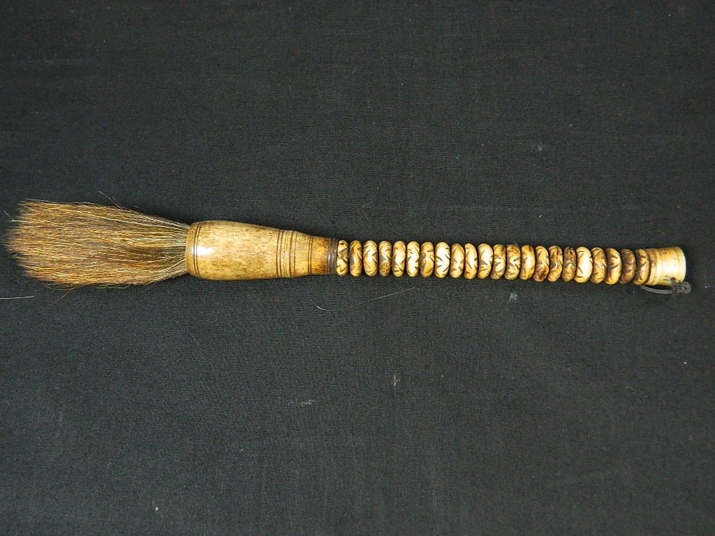 Chinese 10" Bone Calligraphy Brush: Up for auction is a Vintage chinese calligraphy brush in great condition! The handle is made from bone. It is very unique. The brush is about 10 inches long.