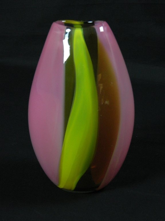 Hokanson Dix Glass, Silk Chiffon Vase Pink & Yellow: Up for auction is a magnificent Hokanson Dix Glass, Silk Chiffon Vase. Pink and Yellow Ribbons. Artist signed and dated on base. Dimensions: 10”H x 6”W x 4”D.
