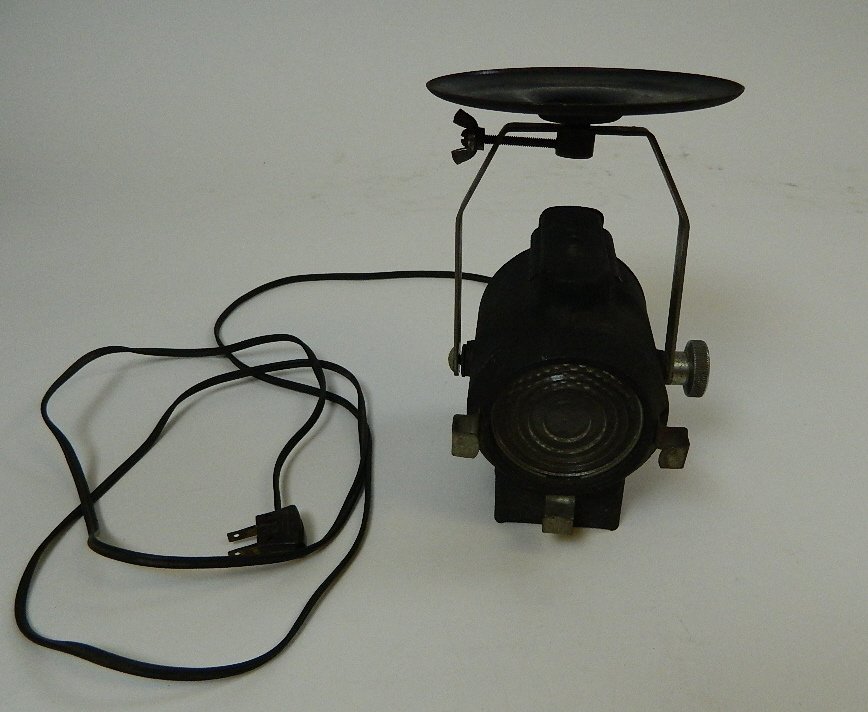 Vintage 1930's Cycon Mini-spot Light: Vintage 1930's Cycon Mini-spot Light. Cord is 88" long. With 3"x1 1/4" top hat. Works great