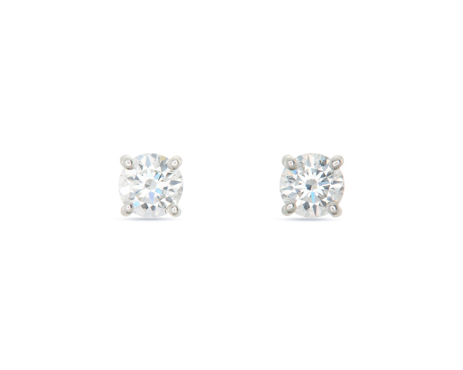 TIFFANY & CO. Platinum and Diamond Stud Earrings (1 of 3)