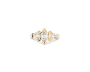 18K Gold and Diamond Ring