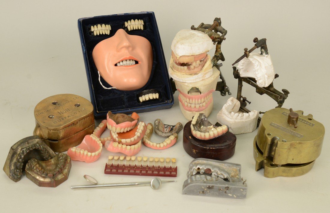 BOX LOT OF DENTAL MOLDS, TOOLS AND OTHER RELATED ITEMS: BOX LOT OF DENTAL MOLDS, TOOLS AND OTHER RELATED ITEMS: including The "New Trubyte Junior Visualizer", The Dentists' Supply Co. of New York; the molds marked The Snow Dental Co., No. 11, Buffalo, N.Y.