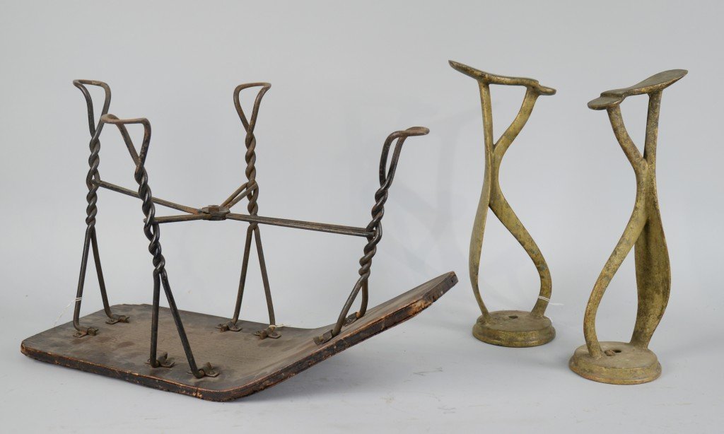 THREE PIECE SHOE SHINE KIT, including a pair of brass s: THREE PIECE SHOE SHINE KIT, including a pair of brass shoe polish stands, shoe shine bench and ten shoes signs