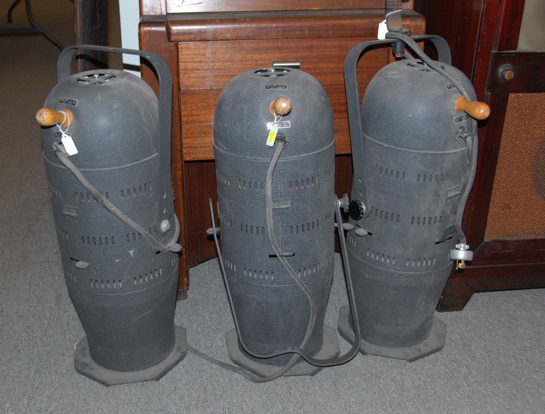 LOT OF THREE KLIEGL THEATRE STAGE LIGHTS, marked Kliegl: LOT OF THREE KLIEGL THEATRE STAGE LIGHTS, marked Kliegl Bros., Shop 22, N.y.; length: 28 inches