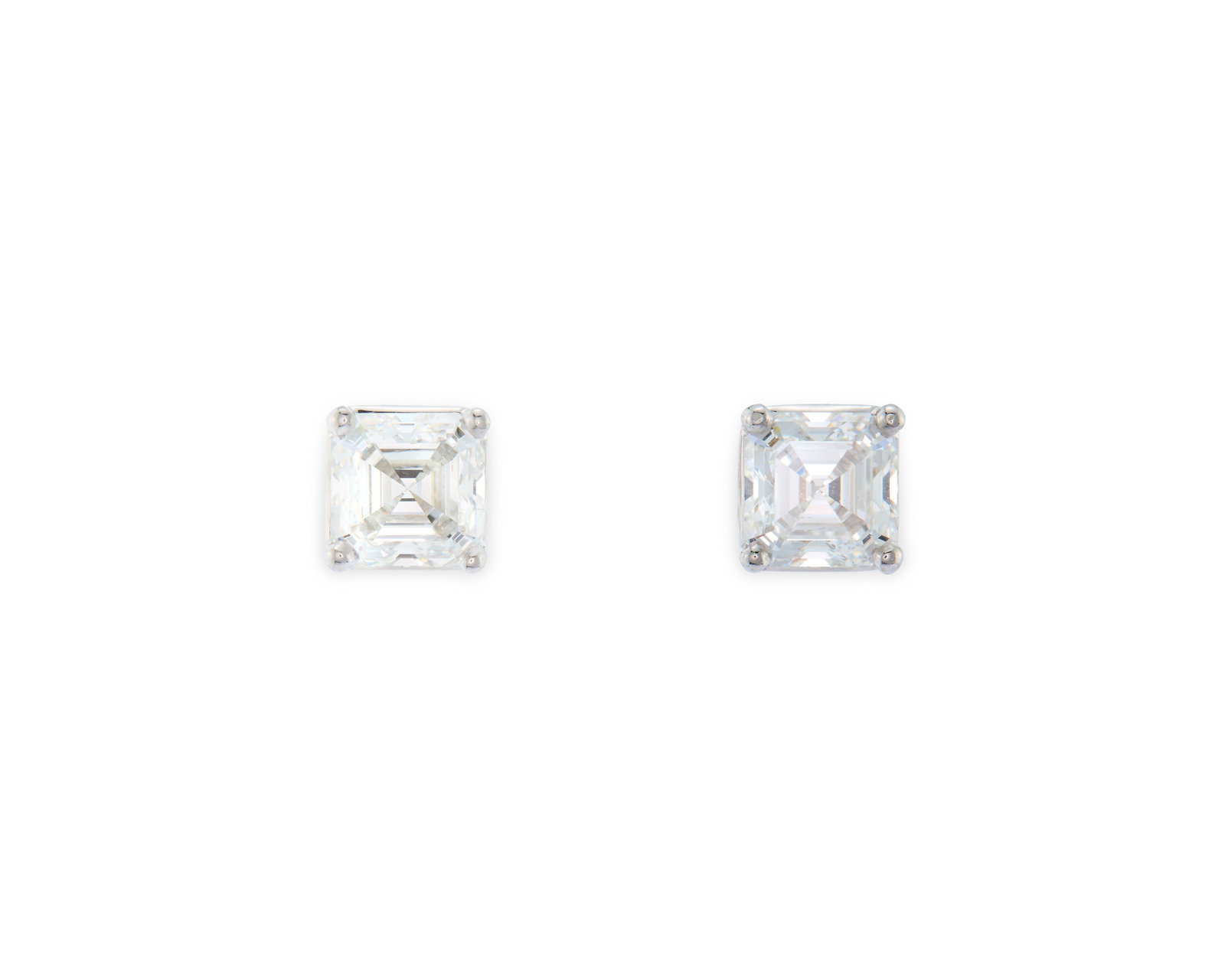 14K Gold and Diamond Stud Earrings (1 of 3)
