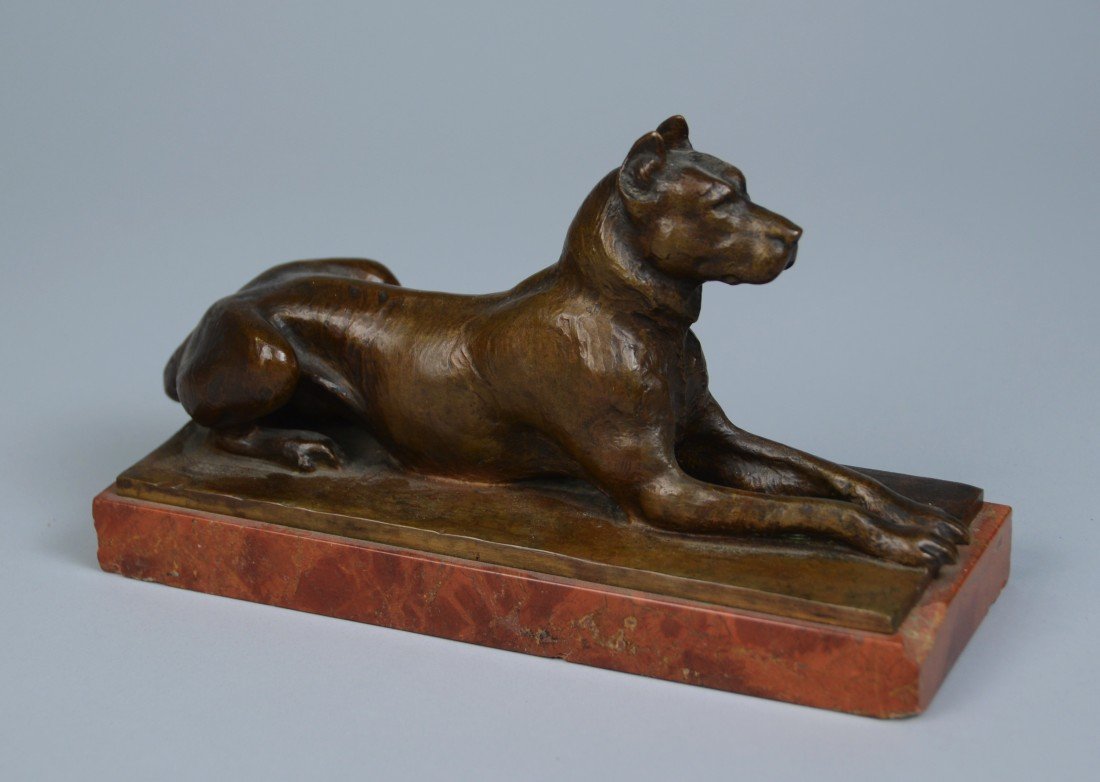 AMERICAN SCHOOL , (20th century), RECUMBENT DOG: AMERICAN SCHOOL (20th century) RECUMBENT DOG bronze on marble base; inscribed E.v. Palmer side of bronze; 5 3/4 x 9 1/4 inches