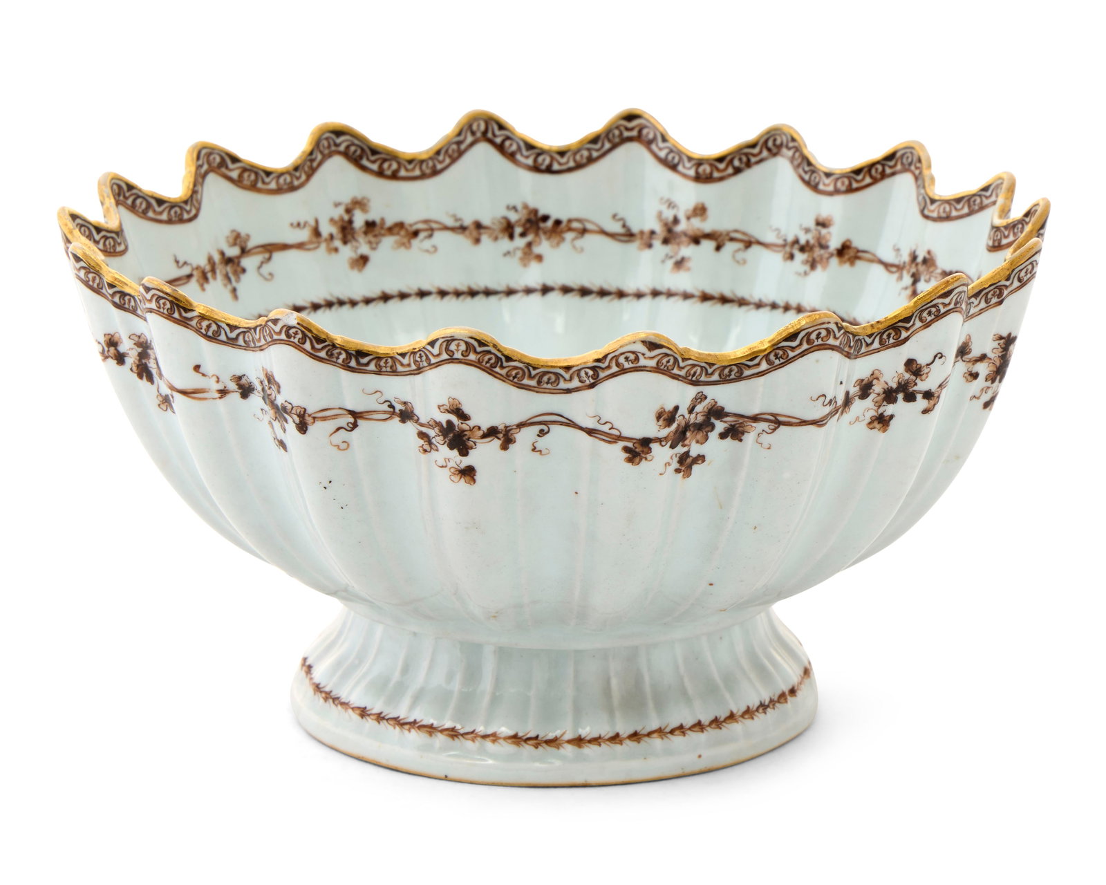 Unrecorded Chinese Export American Market Scallop-Edged Footed Monteith Bowl: Unrecorded Chinese Export American Market Scallop-Edged Footed Monteith Bowl ca. 1825; featuring a rare footed-monteith form; depicting in the central roundel a sepia landscape and decorated with sepi
