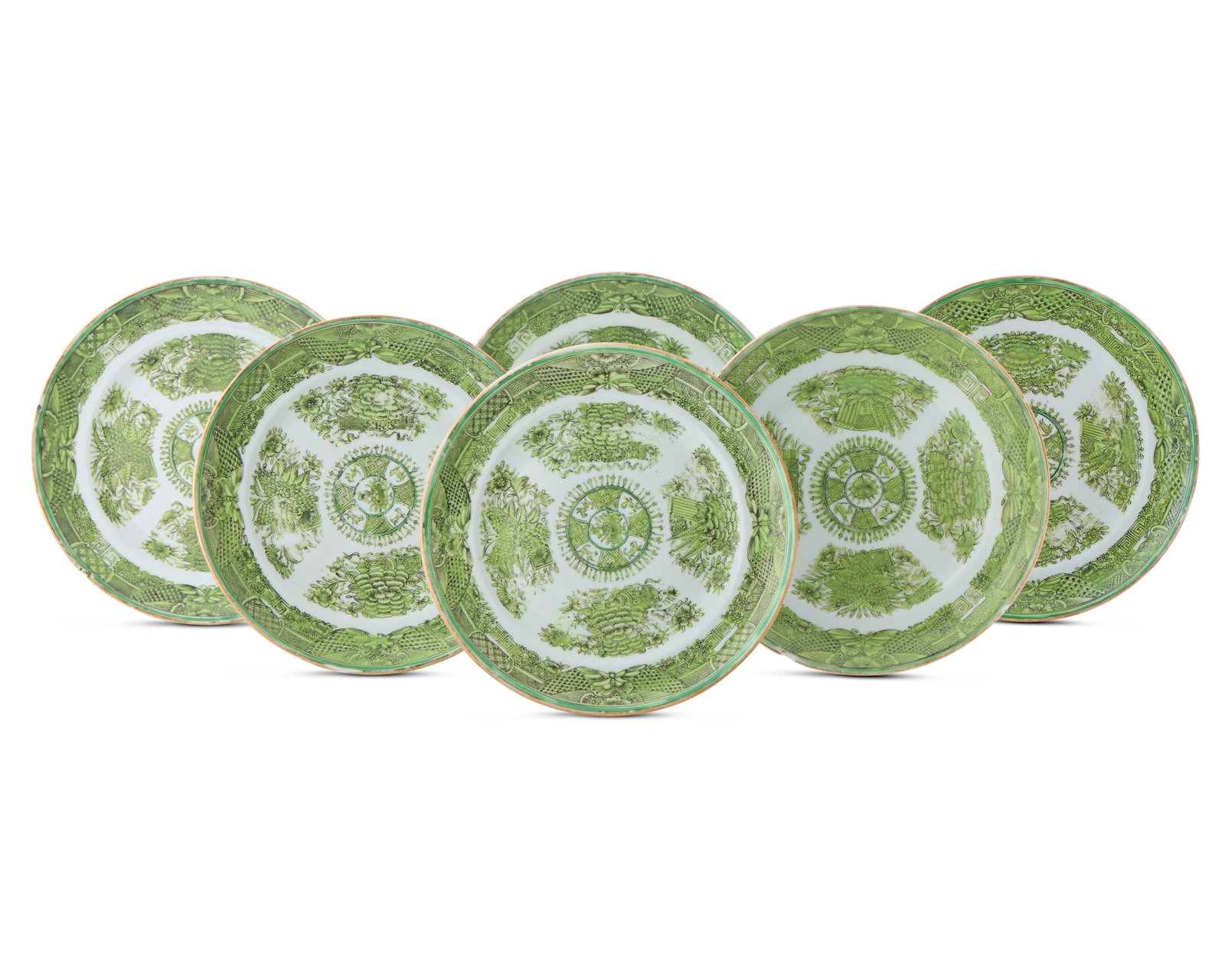 Six Chinese Export American Market Lime-Green Fitzhugh Plates, likely for the South Carolina Market: Six Chinese Export American Market Lime-Green Fitzhugh Plates, likely for the South Carolina Market ca. 1825; depicting in green enamel central floral sprays and a floral roundel and decorated with gi