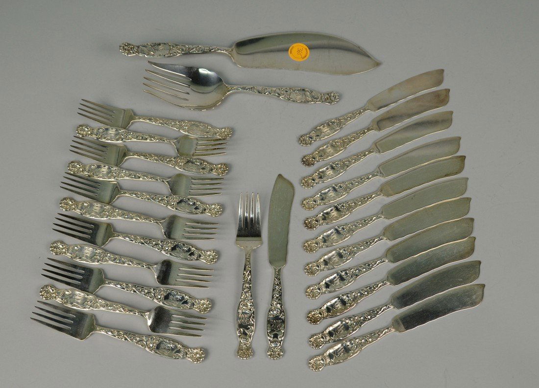 AMERICAN SILVER FISH SERVICE, Whiting Manufacturing: AMERICAN SILVER FISH SERVICE, Whiting Manufacturing Co., maker; including: 12 forks, 12 knives and serving knife and fork; total weight: 46 ozs.
