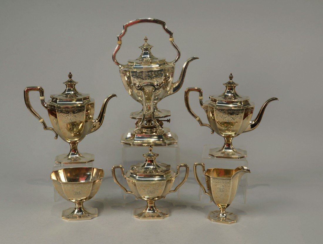 AMERICAN SIX PIECE COFFEE/TEA SERVICE, Reed & Barton,: AMERICAN SIX PIECE COFFEE/TEA SERVICE, Reed & Barton, makers; including: hot water kettle on stand, height: 14 inches; coffee pot, tea pot, covered sugar, creamer and open waste bowl; total weight: 11