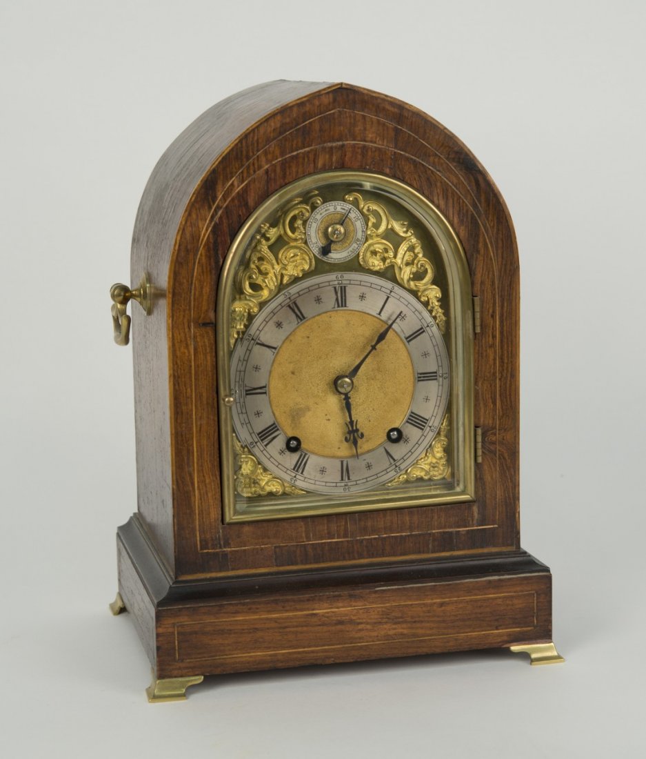 GERMAN OAK CASE BRACKET CLOCK, Winterhalder & Hofmeier,: GERMAN OAK CASE BRACKET CLOCK, Winterhalder & Hofmeier, Schwarzenbach, makers; movement stamped W & H. Sch.; height: 12 1/2 in.