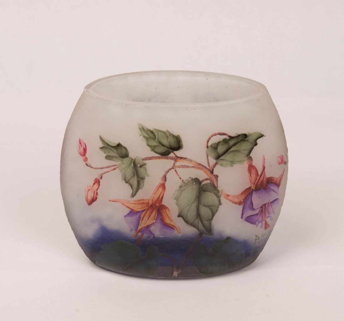 DAUM NANCY CAMEO GLASS BUD VASE;: DAUM NANCY CAMEO GLASS BUD VASE; bearing fusia decoration; marked Daum Nancy, France; height: 3 1/4 in.; width: 4 in.