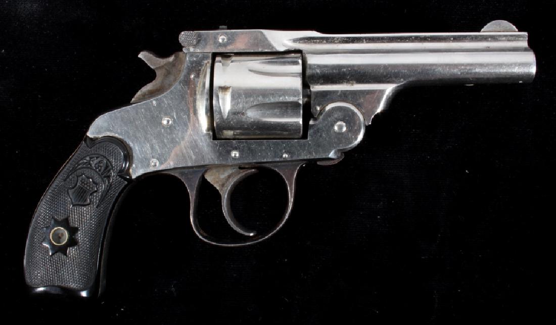 Forehand & Wadsworth Top Break .32 Cal Revolver: For your consideration is a Forehand & Wadsworth .32 caliber top break double action revolver. This nickel plated six shot revolver is in sound mechanically. Hard rubber grips are checkered, marked F&