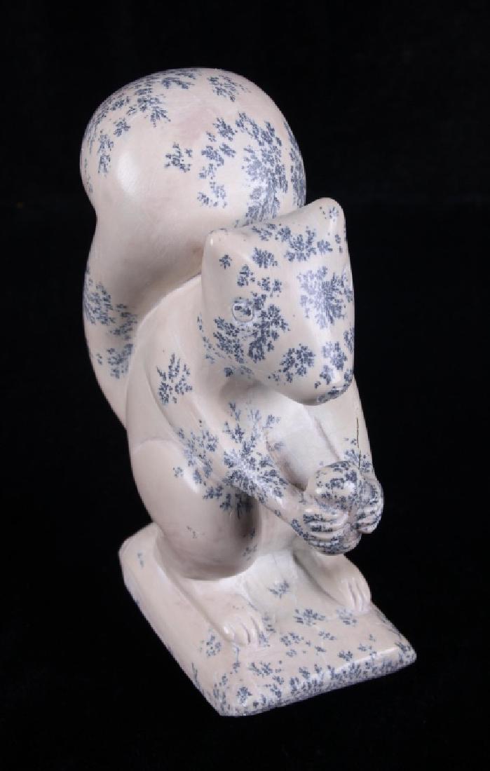Donnie Early Squirrel Talc Carving: For your consideration is a Donnie Early Squirrel Talc Carving. This stunning piece is carved out of dendritic soapstone. This stunning soapstone is very rare and from Southwest Montana. It has wonder