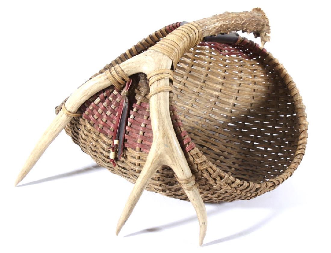 Hand Woven Deer Antler Basket Jul 13, 2019 North American Auction