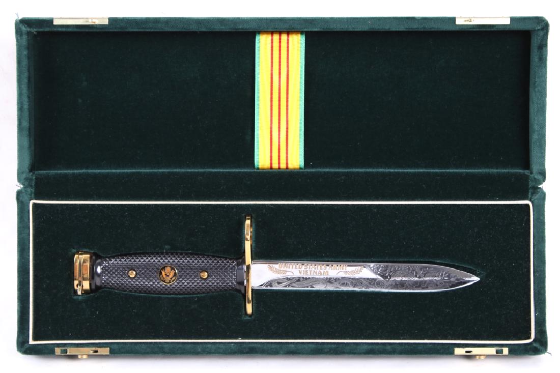 U.S. Army Vietnam Commemorative M7 Bayonet: For your bidding pleasure is this U.S. Army Vietnam Commemorative M7 Bayonet. This is a Imperial Knife Company U.S. Army M7 "The Vietnam War Bayonets of Honor" Bayonet. "Issued by the American Histori