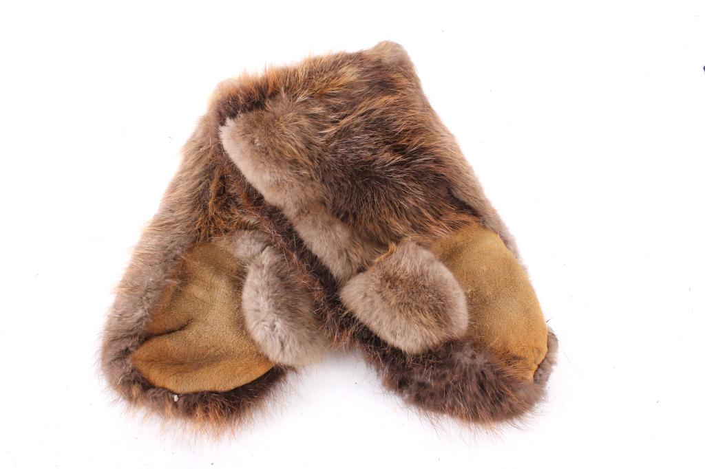 Early Eskimo Beaver Gauntlet Gloves: This lot features an excellent set of Early Eskimo Beaver Gauntlet Gloves dating to the mid to late 1900's. The gauntlet gloves are made primarily of soft supple Beaver hide while the palms are constr