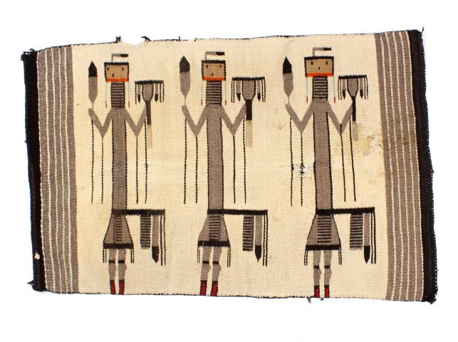 Navajo Rug Weaving Native American Rugs Rugs Native American Blanket