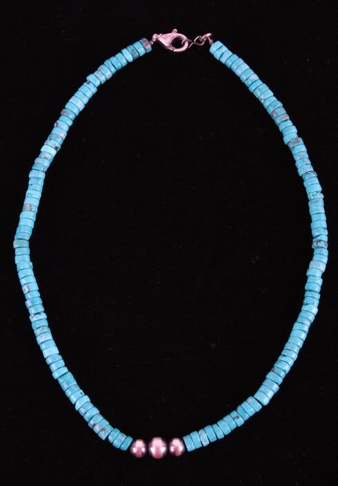 Navjao Mason Lee Kingman Turquoise Silver Necklace: Included in this lot is a Navajo Native American Mason Lee Kingman turquoise and sterling silver beaded necklace. This beautiful bracelet features a large amount of strung discoidal Kingman turquoise 