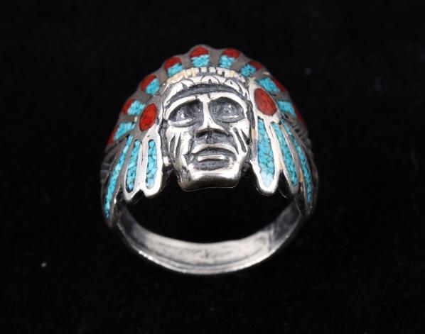 Navajo Sterling Silver & Chip Inlay Chieftain Ring: Included in this lot is a Navajo Native American sterling silver and chip inlay chieftain ring. This beautiful Navajo ring is done in the chip inlay style that famed silversmith Tommy Singer made popu