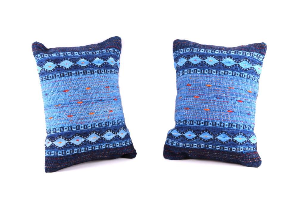 Saltillo Azul Churro Wool Set of Two Pillows Reyna: The lot features an excellent set of two handwoven, flat weave pillows by master weaver, Emilio Reyna. They were made using 100% soft, fine, Churro Wool yarns. Churro wool is a time-tested fiber that 