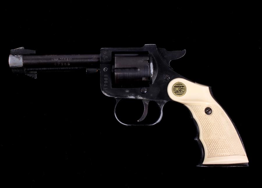Omega Model RG12 Double Action .22 LR Revolver: Included in this lot is an Omega Model RG12 double action .22 caliber revolver. This revolver utilizes a 3 5/8” round blue barrel chambered in .22 Long Rifle. The six shot cylinder shows good condit