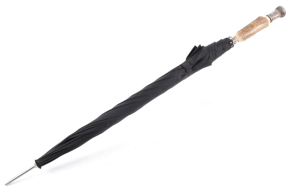 Victorian Stag Horn & Silver Gentleman's Umbrella: Included in this lot is a Victorian stag horn and silver handle, Gentleman's umbrella. The handle displays a stag antler grip with a silver pommel, showing an oval with an octagonal neck. The silver f