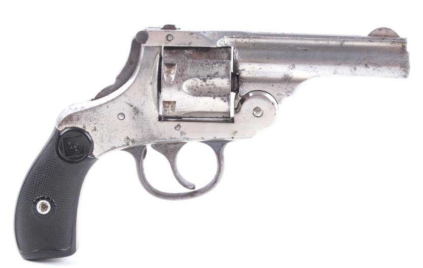 Harrington & Richardson .32 Auto Ejector Revolver: Harrington & Richardson .32 S&W Center Fire caliber Police Auto Ejecting Model revolver with correct “flat spurless” hammer, serial number 116010 made 1905-1908. These were high quality revolvers