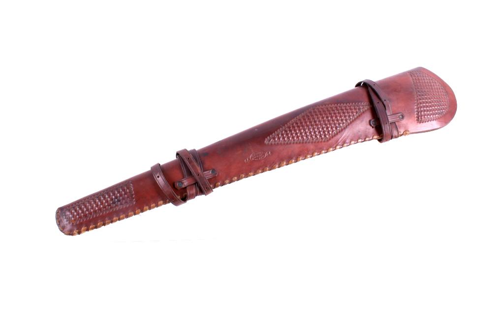 Eubanks Saddle Leather Rifle Scabbard: Included in this lot is a Eubanks saddle leather rifle holster. This is a great holster from a Boise, Idaho leatherworker. Eubanks Leather Co. was started in Boise, Idaho in 1939 by the Eubanks family