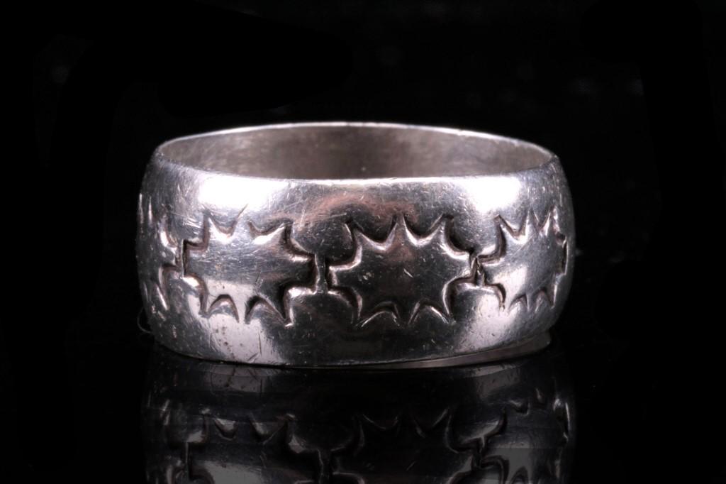 Navajo Sterling Silver Stamped Men's Ring (1 of 8)