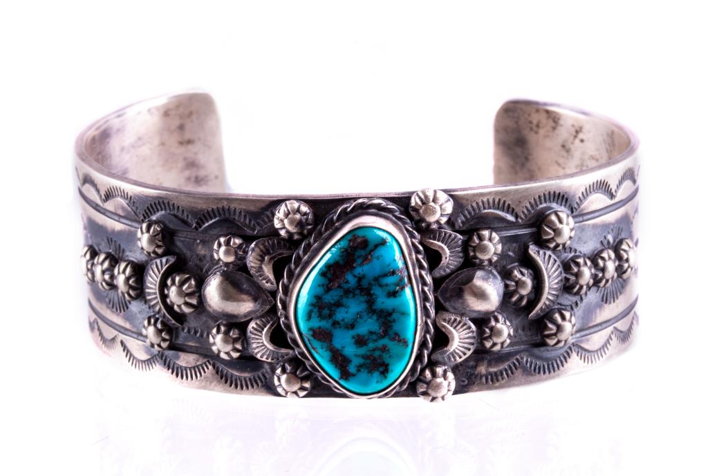 Navajo B. Lee Sterling Silver & Turquoise Bracelet (1 of 9)