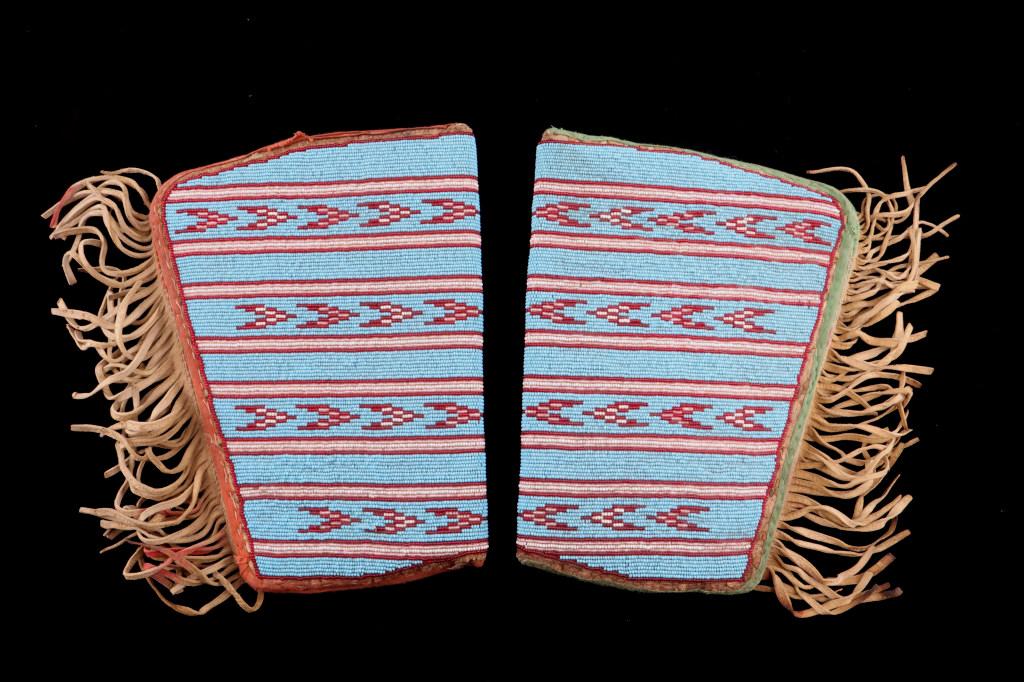 Plains Large Men's Fully Beaded Guantlet Cuffs (1 of 20)